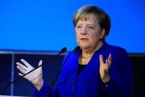 Merkel'den Orta Doğu'da iki devletli çözüm vurgusu