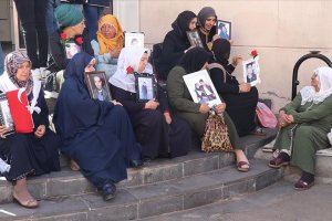 'Kendi çocuklarını okutuyorlar, bizimkiler dağda'