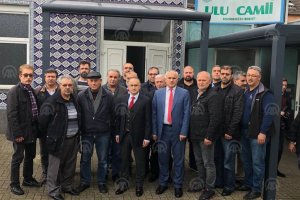 Başkonsolos Cebeci Dortmund'a molotofkokteyl atılan camiyi ziyaret etti