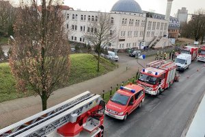 Almanya'nın Bremen kentindeki Fatih Camisi'ne şüpheli toz içerikli zarf gönderildi