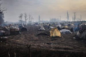 Sığınmacıların Avrupa yolunda 'umutlu' bekleyişleri devam ediyor