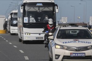 Türk vatandaşları uçaklarla Türkiye'ye getirilmeye başlandı