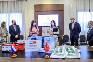 Türkiye'den Paraguay'a Kovid-19'la mücadele için gönderdiği yardımlar ulaştı