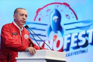 Cumhurbaşkanı Erdoğan: İHA alanındaki başarıyı otomobil ve uçan arabalarda yakalayacağız