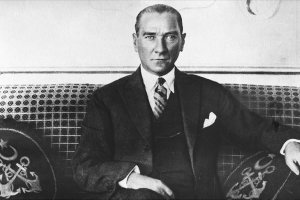 Büyük Önder Atatürk'ün ebediyete intikalinin 82'nci yılı