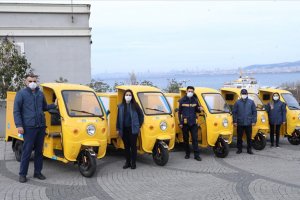 PTT'nin çevre dostu elektrikli araçları Adalar'da kullanılmaya başlandı