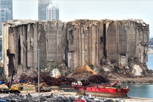 Beyrut Limanı'nda Almanya'ya 52 konteynerlik kimyasal madde