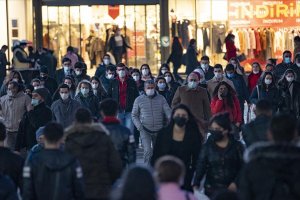 Haftalık Kovid-19 vaka sayıları üç büyükşehirde arttı