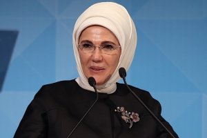 Emine Erdoğan'dan, Filistinli çocuklar için düzenlediği Dönüşüm Pazarı'na destek çağrısı