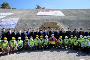 Güzelyurt'ta KKTC Sulamaları İletim Tüneli Işık Görünme Töreni