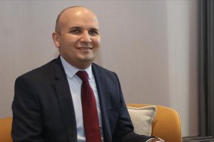 Türk asıllı İlhan Küçük Avrupalı liberallerin yeni başkanı oldu