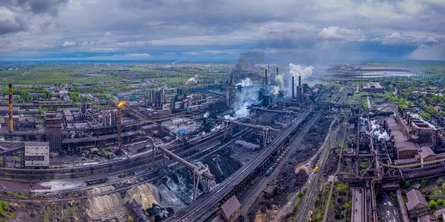 Ukrayna'nın en büyük çelik fabrikası saldırılar nedeniyle üretimi durdurdu