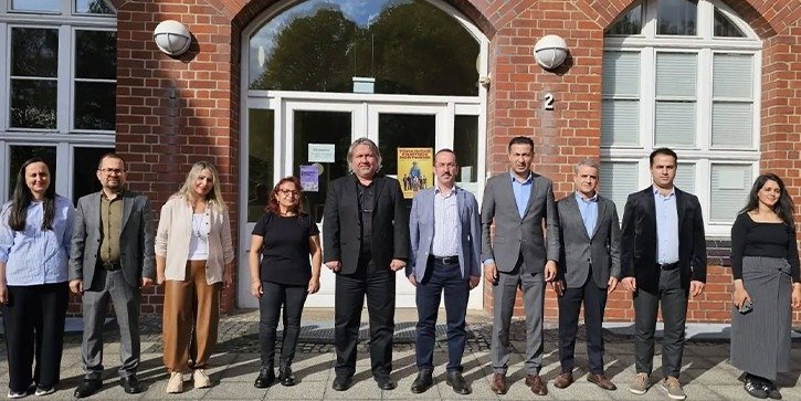 Anadolu Üniversitesi ile Dortmund Türk Eğitim Merkezi arasında işbirliği görüşmeleri